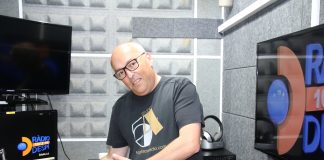 Hits Box Vinyl Edition